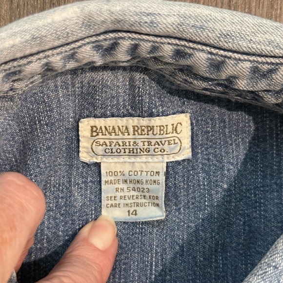 Vtg Banana Republic Safari Travel Denim Western Shirt Pearl Snap Cut Sleeves 14 - Picture 5 of 7